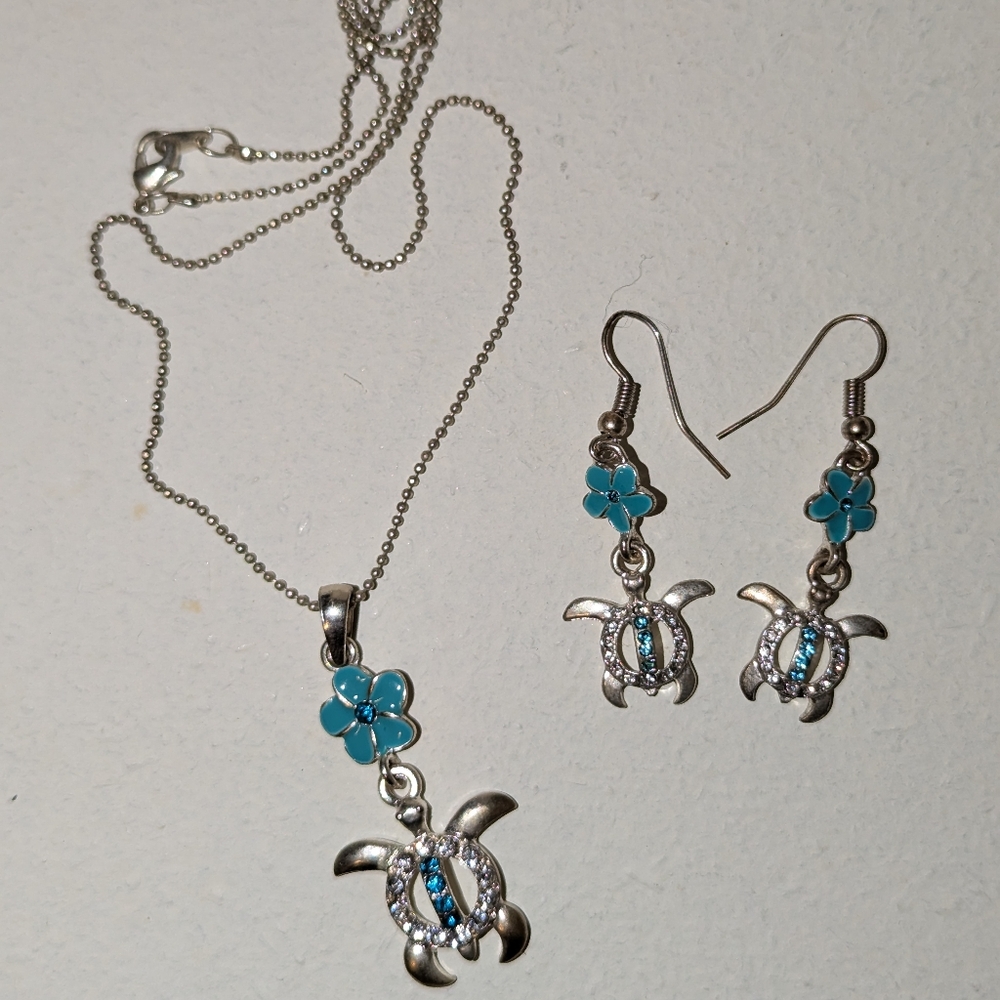 Hawaiian Necklace and Earrings Set